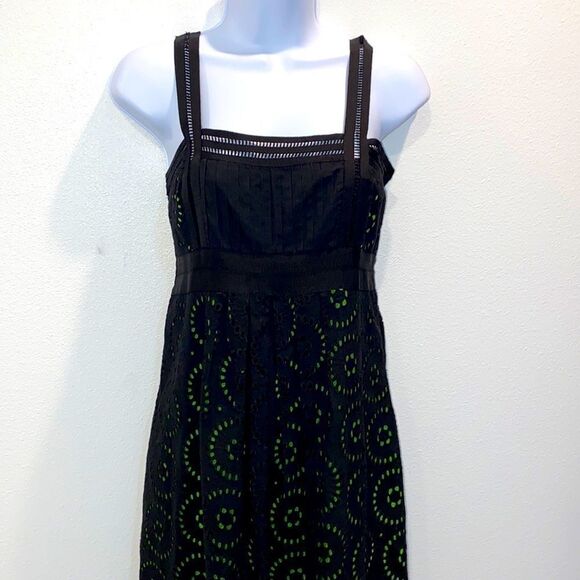 Cynthia Cynthia Steffe Black Eyelet Dress With Green Inlay Size 6 - Picture 2 of 13